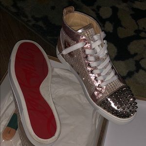 Lou Spikes Wmn  size 39..used .100% Authentic